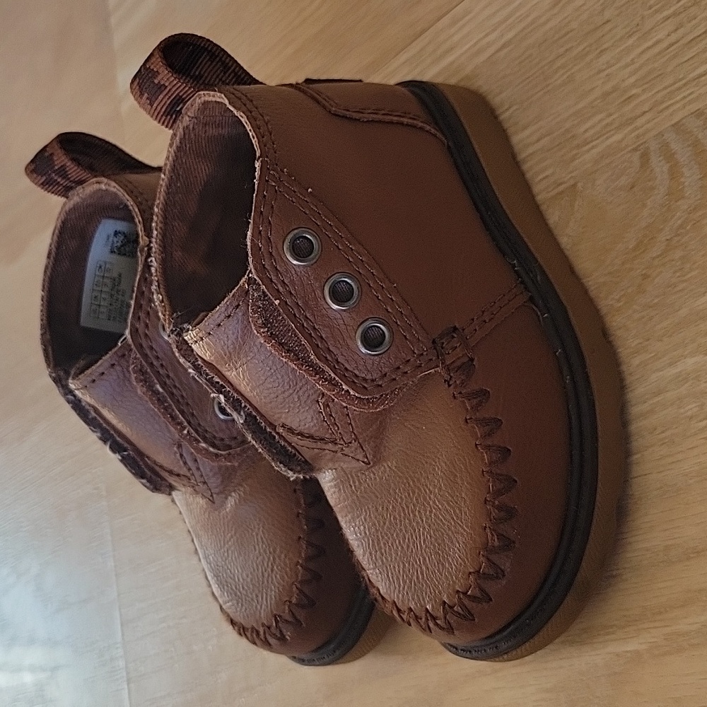 Tom's chukka boot size 5 toddler